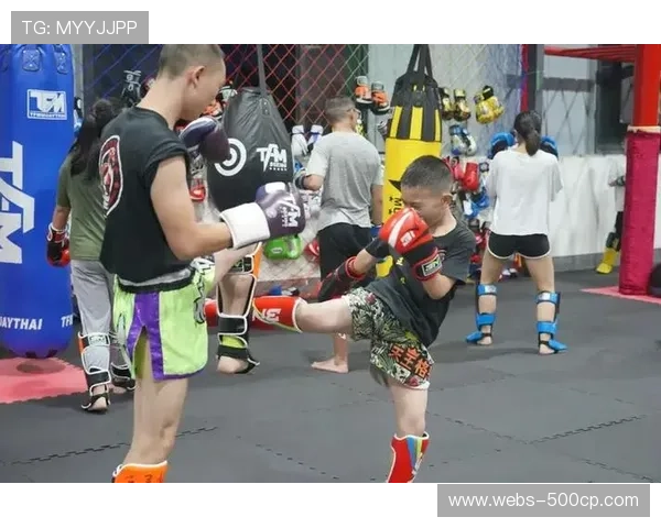 泸州老窖风景区成为赛事背景，格斗与当地特色产业联动成亮点